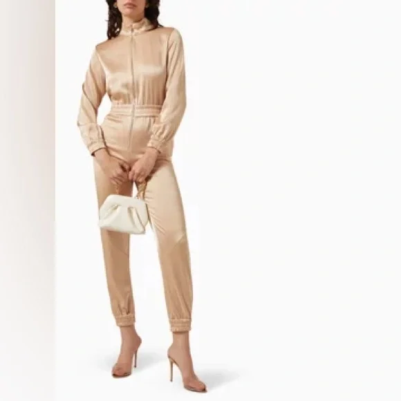 ALICE + OLIVIA Levi Jumpsuit in Satin Jersey, NWT MSRP $595 - Picture 3 of 5